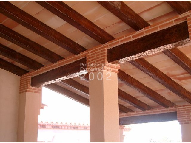 IMITACION DE VIGAS DE MADERA imitacion de vigas de madera: